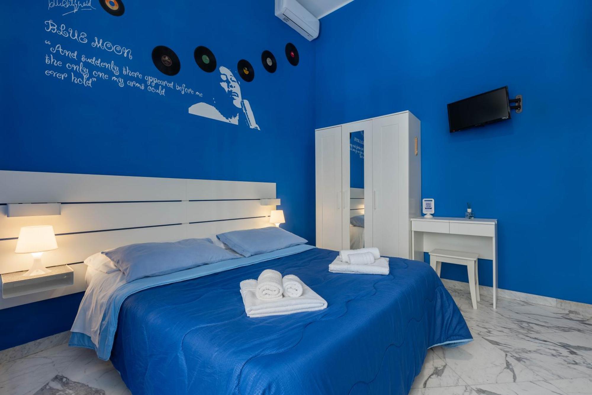 Colori E Note Bed & Breakfast เนเปิลส์ ภายนอก รูปภาพ